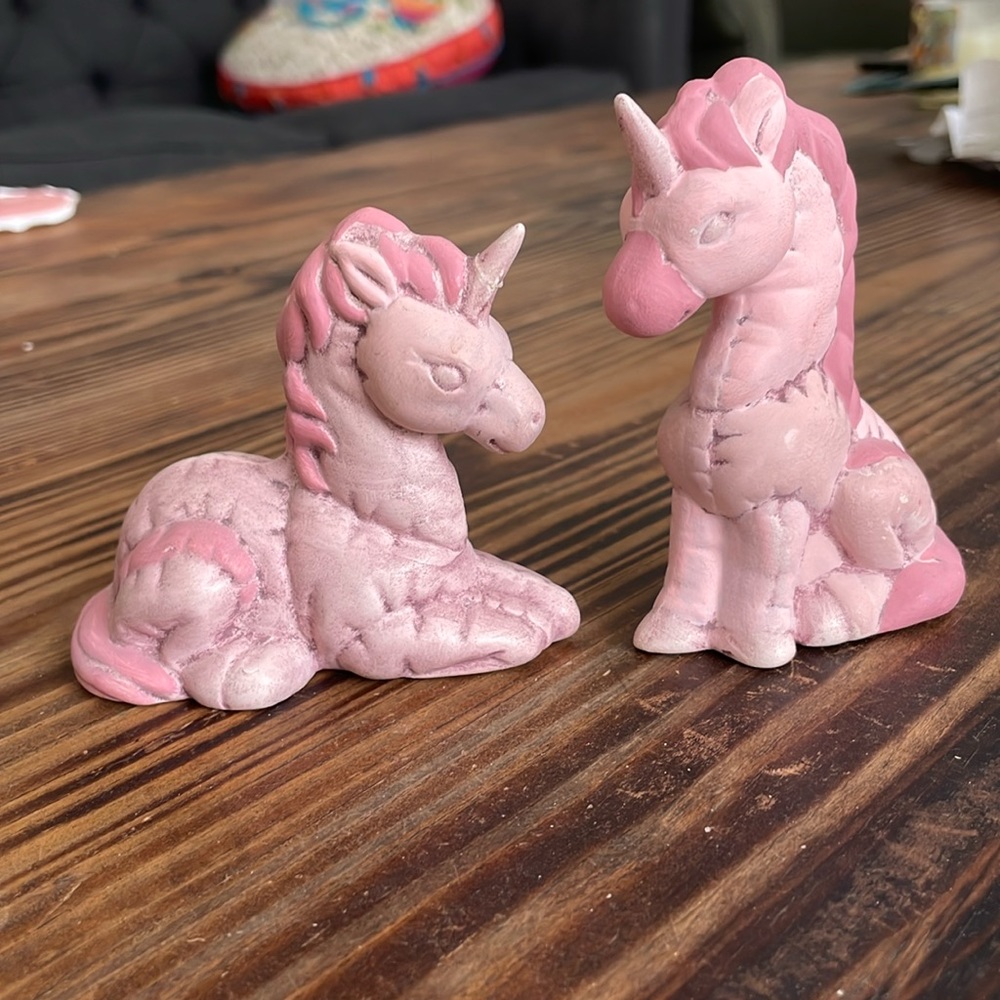 Unicorn figurines
